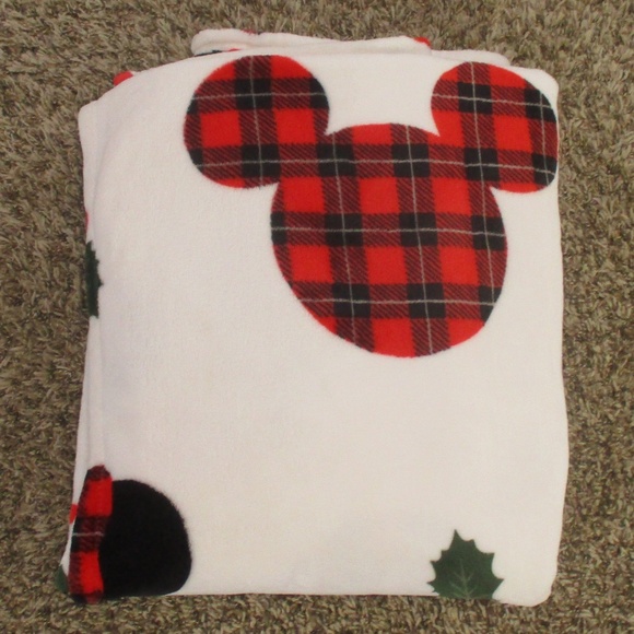 Disney Blanket Mickey‎ Minnie Mouse Christmas Mistletoe White Black Green Plush - Picture 2 of 6